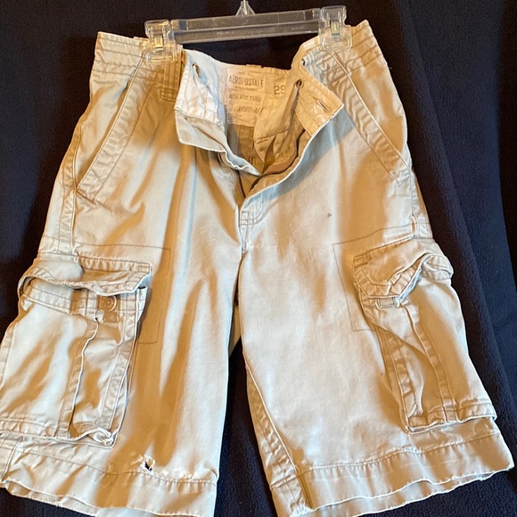 Aeropostale kaki cargo shorts. Work shorts - Picture 1 of 4